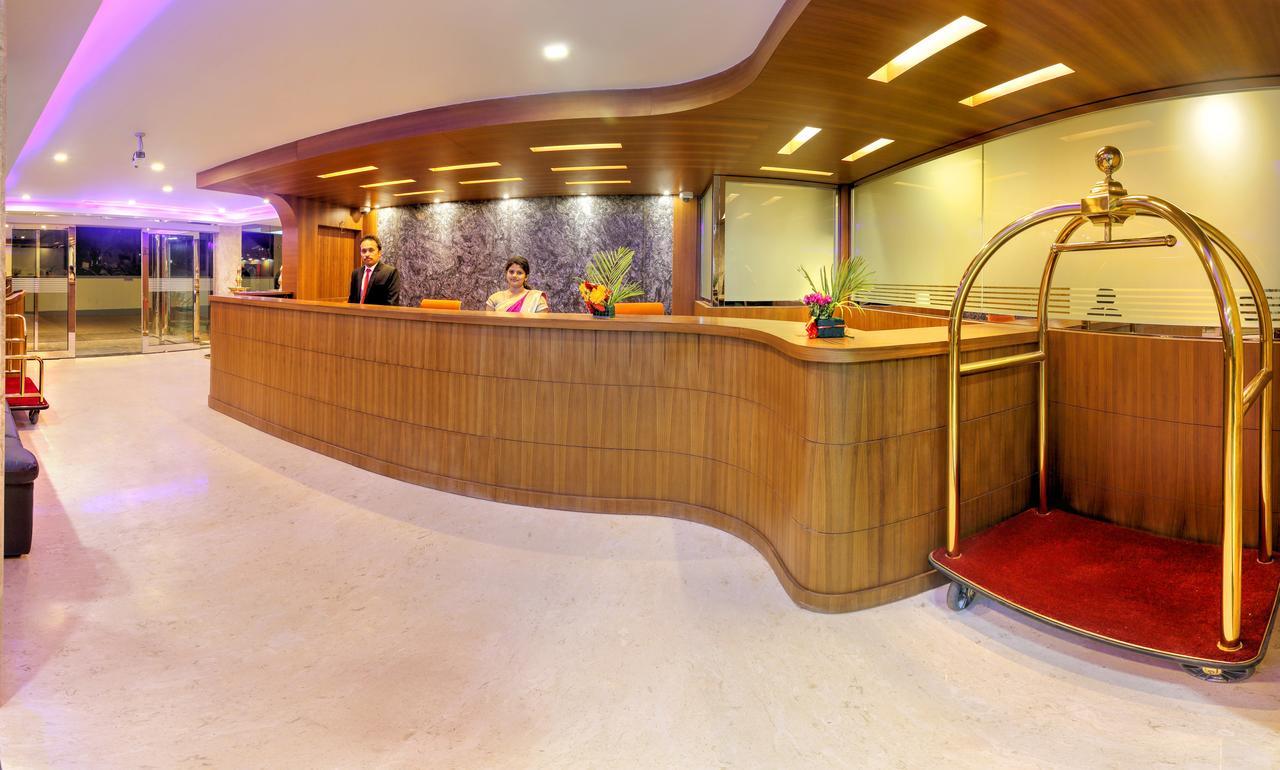 科鲁鲁 Jyothis Residency酒店 外观 照片